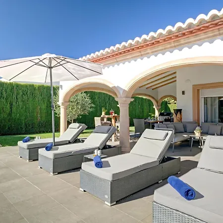 Sanmar By Interhome וילה