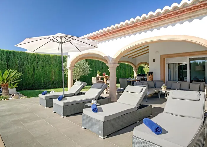 Sanmar By Interhome וילה